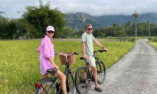 bike tour budur